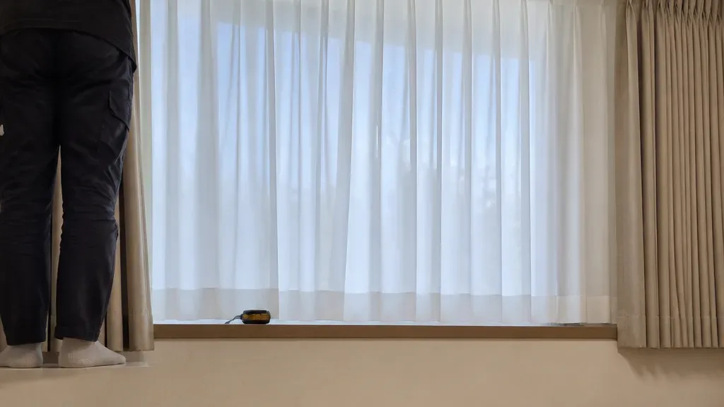 입주커튼이 필요한 창가 예시