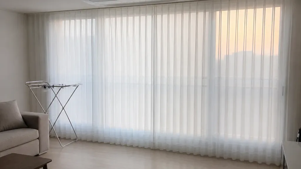 커튼봉 설치가 필요한 순간 예시